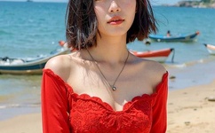 再往里一点啊对就是哪里